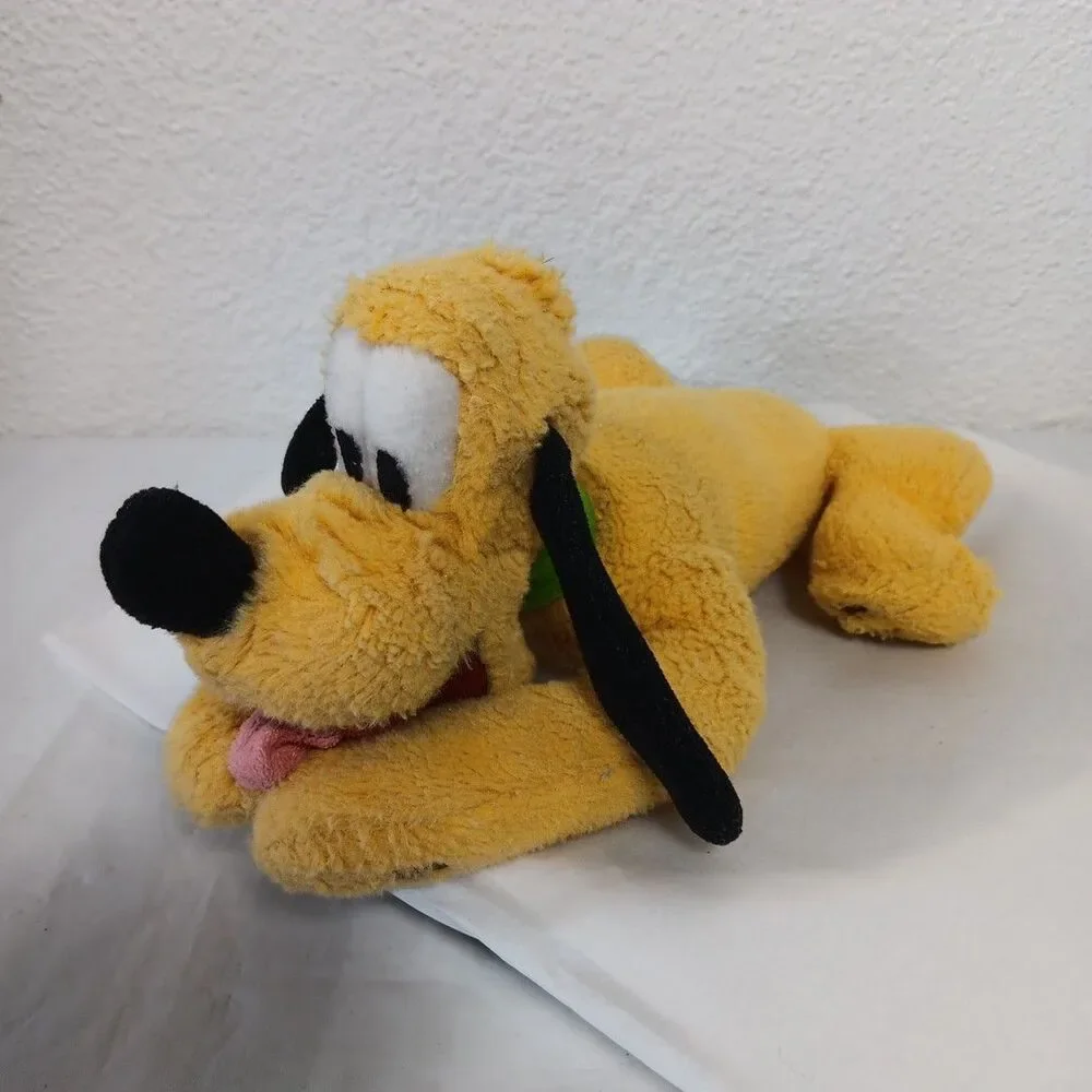 Disneyland Walt Disney World Laying Pluto Plush Vintage Style Fur Floppy Stuffed
